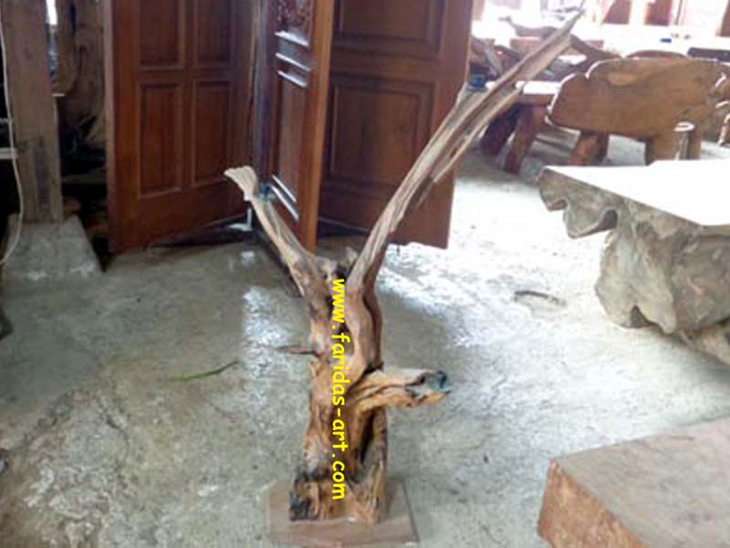 Tempat Lilin Erosi - Batang Jati